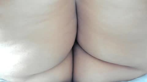 Snapshot of aleshka_clark chatting on February 19, 2026, 7:32 pm Aleshka Clark online show from February 19, 2026, 7:32 pm