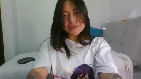 QUEEN OFF MILk  IM BACK  15 NOV online show from March 12, 2026, 9:21 pm