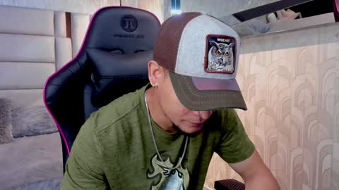 Alessandro King online show from January 6, 2025, 2:58 pm