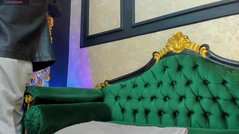 Alessandro King online show from September 10, 2025, 2:06 pm