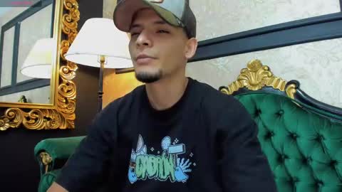 Snapshot of aless_king chatting on April 22, 2026, 7:48 pm Alessandro King online show from April 22, 2026, 7:48 pm