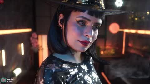 Snapshot of alessa_goreng chatting on November 1, 2025, 7:43 am Alessa Goreng online show from November 1, 2025, 7:43 am