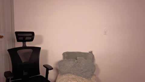 Alessandra Leblanc online show from July 21, 2026, 10:45 pm