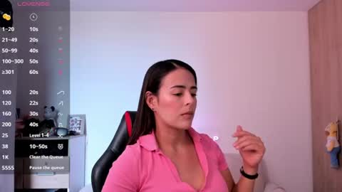 Snapshot of alessandramoreli chatting on July 2, 2026, 6:14 pm AlessandraMoreli Its my birthday online show from July 2, 2026, 6:14 pm