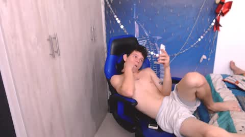 alessandrith104266 online show from December 7, 2024, 2:09 am