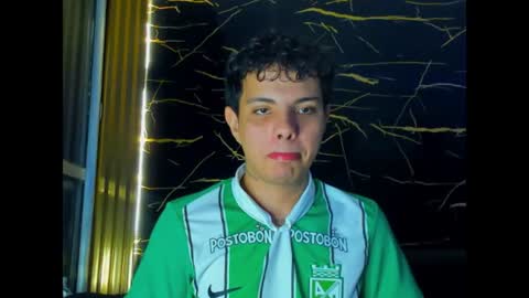 Alessandro online show from June 9, 2026, 4:46 am