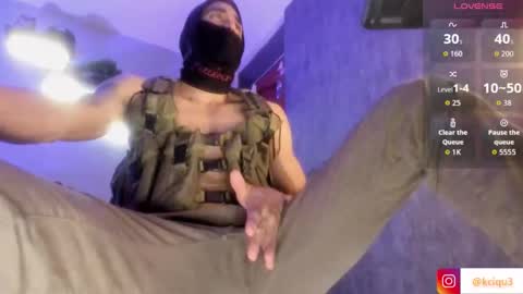 Snapshot of alessandro_dibellucci chatting on November 21, 2025, 2:43 am Kciqu3 Independent model online show from November 21, 2025, 2:43 am