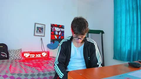Alessandro Dybala online show from May 1, 2026, 12:10 pm