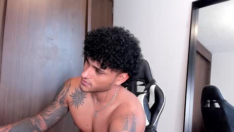 Snapshot of alessandro_vanni chatting on January 10, 2025, 4:41 pm Alessandro Vanni online show from January 10, 2025, 4:41 pm