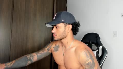 Snapshot of alessandro_vanni chatting on January 17, 2025, 1:13 pm Alessandro Vanni online show from January 17, 2025, 1:13 pm