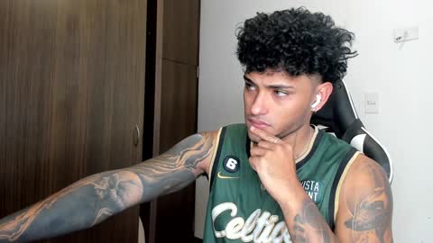 Snapshot of alessandro_vanni chatting on January 29, 2025, 11:51 am Alessandro Vanni online show from January 29, 2025, 11:51 am