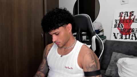 Snapshot of alessandro_vanni chatting on September 11, 2025, 1:39 am Alessandro Vanni online show from September 11, 2025, 1:39 am