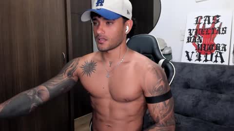 Snapshot of alessandro_vanni chatting on September 25, 2025, 1:20 am Alessandro Vanni online show from September 25, 2025, 1:20 am