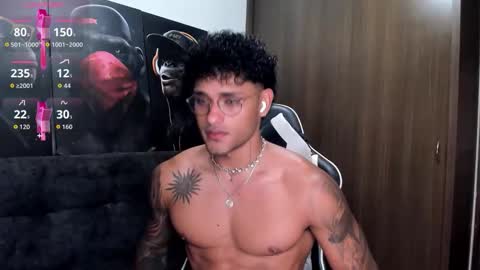 Snapshot of alessandro_vanni chatting on October 20, 2025, 2:12 am Alessandro Vanni online show from October 20, 2025, 2:12 am