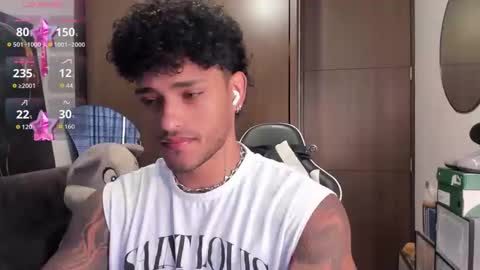 Snapshot of alessandro_vanni chatting on November 6, 2025, 4:19 pm Alessandro Vanni online show from November 6, 2025, 4:19 pm