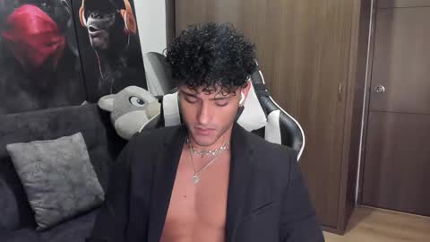 Snapshot of alessandro_vanni chatting on November 18, 2025, 1:22 am Alessandro Vanni online show from November 18, 2025, 1:22 am