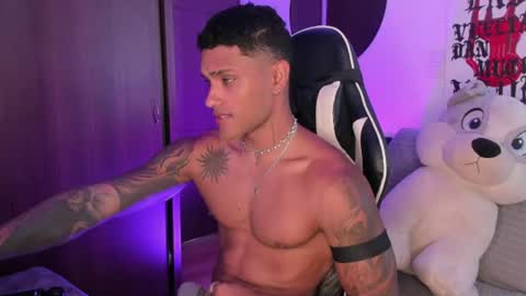 Snapshot of alessandro_vanni chatting on June 14, 2026, 3:47 pm Alessandro Vanni online show from June 14, 2026, 3:47 pm
