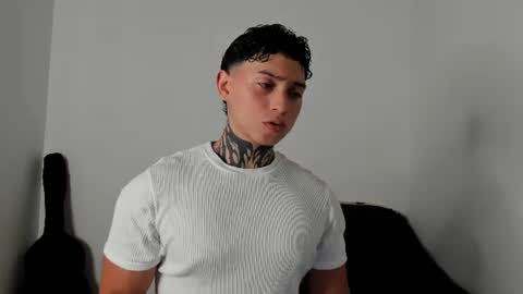 Alessandro online show from June 22, 2026, 9:34 pm