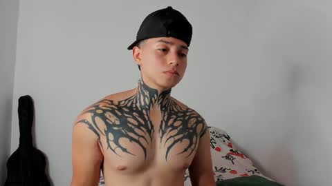 Alessandro online show from August 5, 2026, 6:44 pm