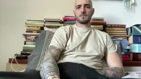 alessandromori91 online show from March 17, 2026, 10:18 am