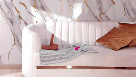 ALESSA ROMERO  online show from March 11, 2025, 1:48 am