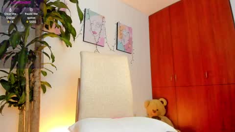 Snapshot of alessia1__ chatting on March 11, 2025, 11:15 pm Alessia online show from March 11, 2025, 11:15 pm