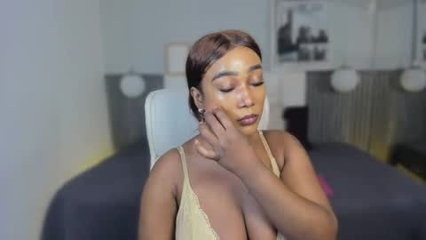 Yy  online show from April 27, 2026, 7:01 pm