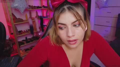 alessia dolce online show from March 15, 2026, 6:41 am