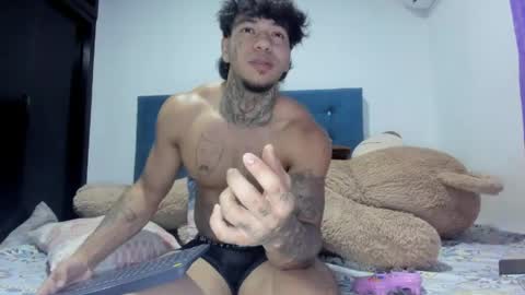 alessia_hot1 online show from April 27, 2026, 11:14 pm