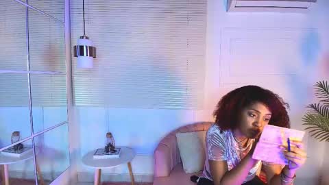 Snapshot of alessia_moon1 chatting on October 16, 2025, 12:39 pm Alejandra online show from October 16, 2025, 12:39 pm