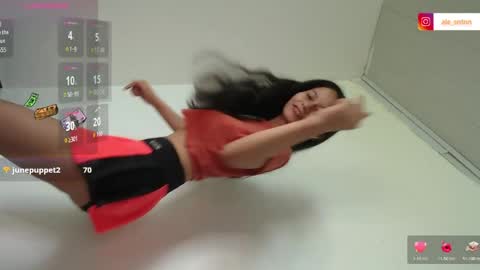 alessia_santorinni online show from May 14, 2026, 7:31 pm