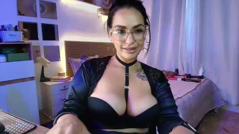 alessia online show from April 30, 2026, 8:26 pm