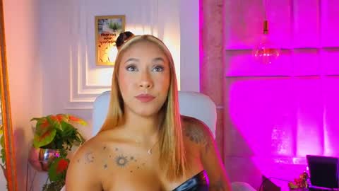 Snapshot of alessialondon chatting on June 22, 2026, 10:12 am Alessia online show from June 22, 2026, 10:12 am