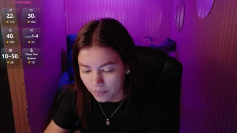 Snapshot of alessiamonroe_ chatting on June 18, 2026, 8:35 pm alessiamonroe_ online show from June 18, 2026, 8:35 pm