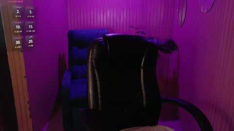 Snapshot of alessiamonroe_ chatting on July 12, 2026, 7:27 pm alessiamonroe_ online show from July 12, 2026, 7:27 pm