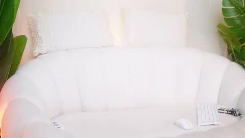  Alessia  online show from March 13, 2026, 10:16 pm