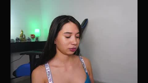 Snapshot of alessiavix chatting on December 29, 2024, 4:51 pm Alessia Meow online show from December 29, 2024, 4:51 pm