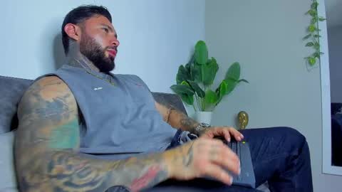 Snapshot of alessrose22 chatting on June 7, 2026, 10:35 pm Aless Rose online show from June 7, 2026, 10:35 pm
