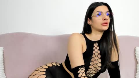 Ale online show from February 9, 2025, 10:32 pm