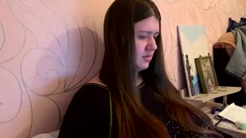 Aletta Oushen online show from February 8, 2025, 11:44 am