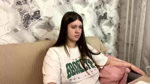 Aletta Oushen online show from February 21, 2025, 11:55 am