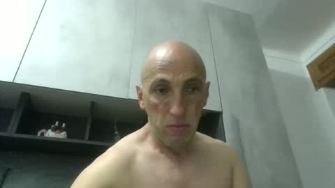 alex120475 online show from May 24, 2026, 10:04 pm