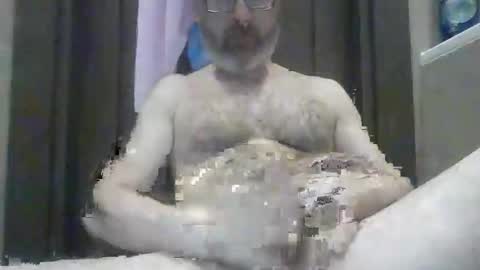 Snapshot of alex80581 chatting on May 5, 2026, 7:11 pm Alexey online show from May 5, 2026, 7:11 pm