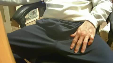 Snapshot of alex81pv1981 chatting on November 30, 2025, 10:03 pm alex81pv1981 online show from November 30, 2025, 10:03 pm