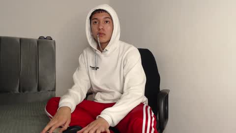 Owen online show from December 18, 2024, 2:21 am