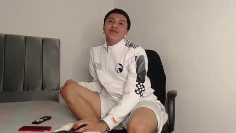 Owen online show from January 5, 2025, 3:43 am