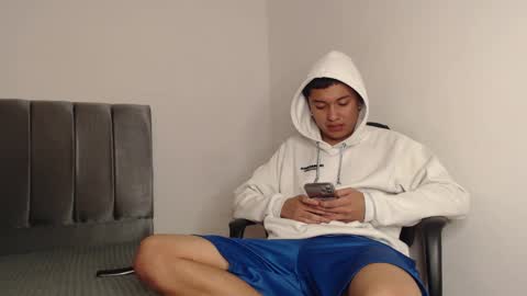 Owen online show from February 19, 2025, 5:27 am