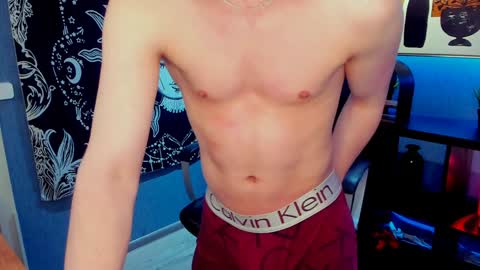 Snapshot of alex__sweet chatting on December 14, 2024, 7:40 am your Alex online show from December 14, 2024, 7:40 am