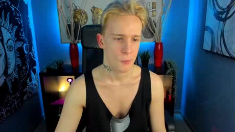 Snapshot of alex__sweet chatting on December 25, 2024, 9:02 am your Alex online show from December 25, 2024, 9:02 am