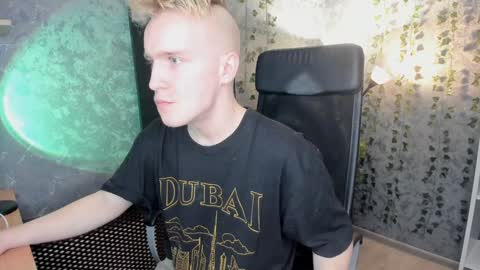 Snapshot of alex__sweet chatting on January 31, 2025, 9:37 am your Alex online show from January 31, 2025, 9:37 am